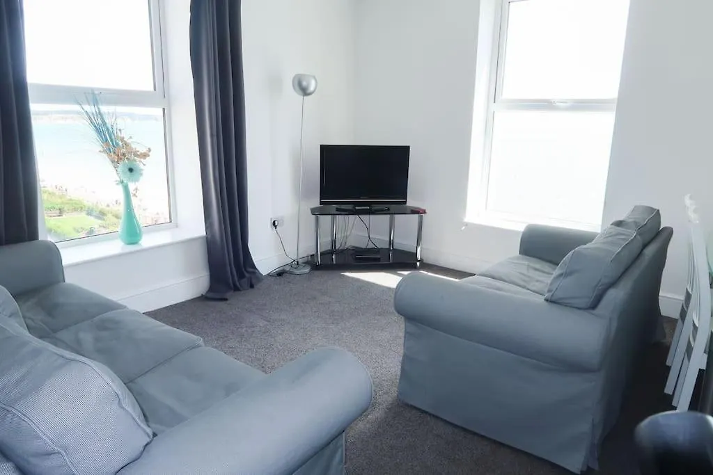 Farina No8, 3 Bedroom Sea View Apartment Sleeping 7 Guests 布里德灵顿